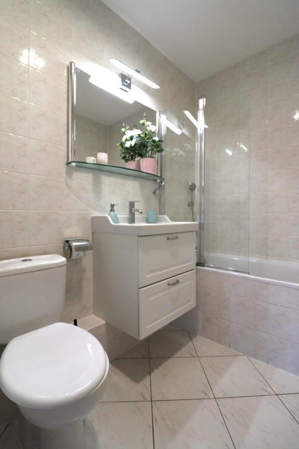Apartbaltic - Monte Cassino 斯维诺乌伊希切 外观 照片